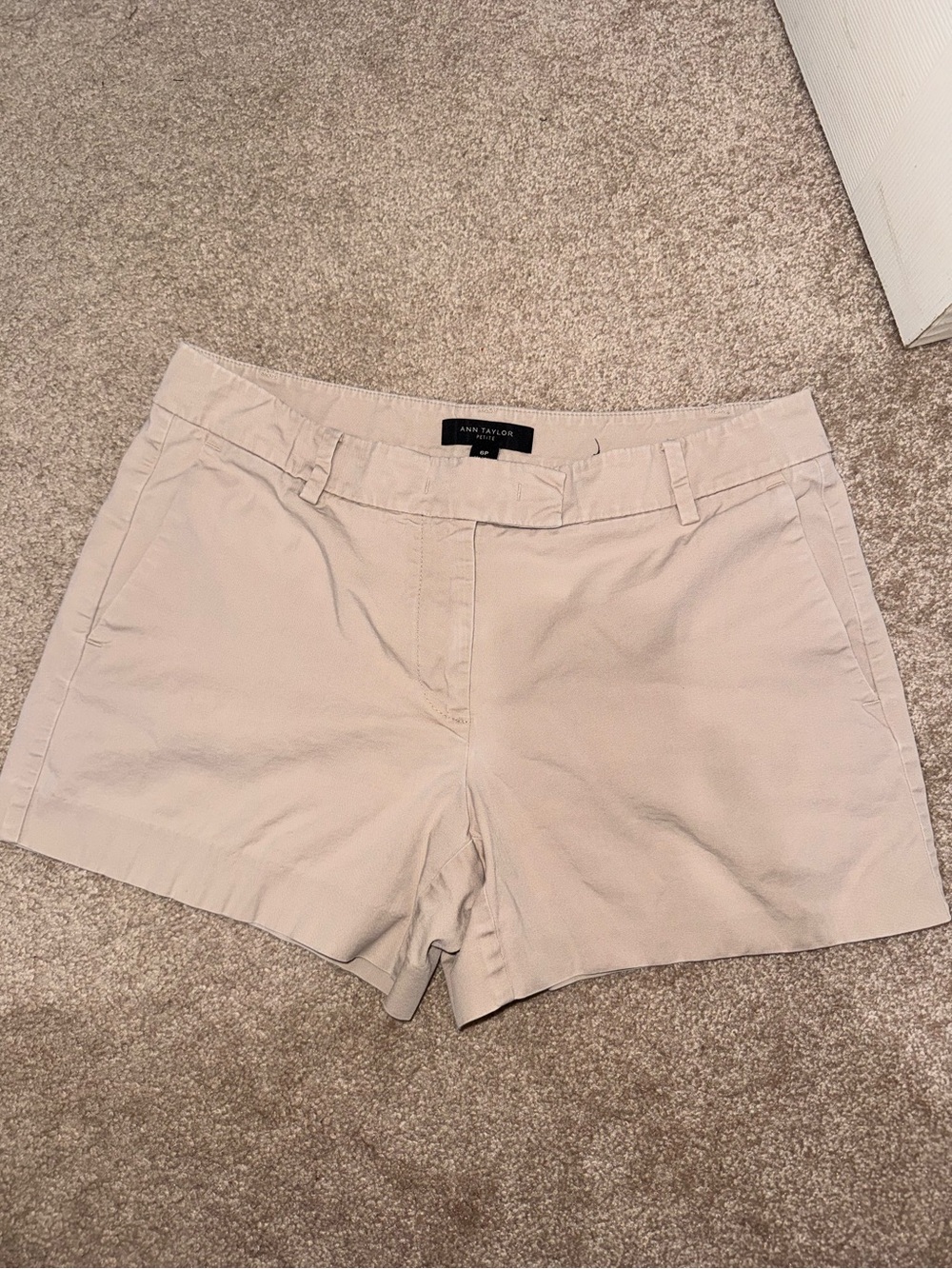 Ann Taylor Light Beige Cotton Kahki Shorts